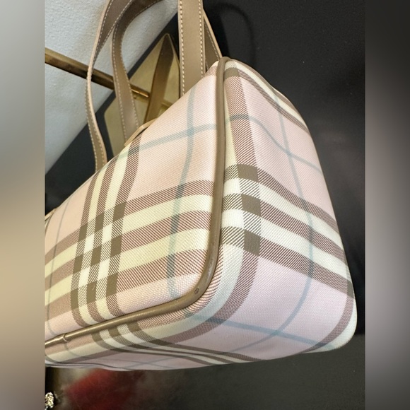 Burberry Candy Nova Y2K Boston Bag Baby Pink - Picture 9 of 13